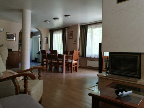 Четиристаен апартамент в София, Витоша - 170 кв.м за 2236 €/кв.м - Снимка #1