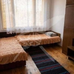 Дава се под наем Двустаен апартамент в Първомай - 120 кв.м за 407.49 € - Снимка #1
