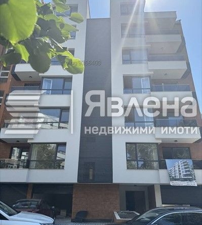 Многостаен апартамент в Бургас, Лазур - 117 кв.м за 2248 €/кв.м - Снимка #1