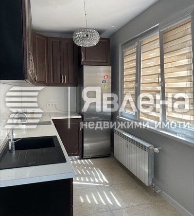 Дава се под наем Двустаен апартамент в София, Център - 50 кв.м за 750 € - Снимка #1