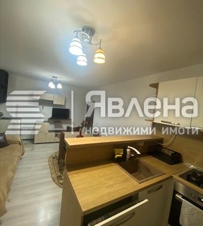 Дава се под наем Тристаен апартамент в Благоевград, Струмско - 60 кв.м за 230 € - Снимка #1