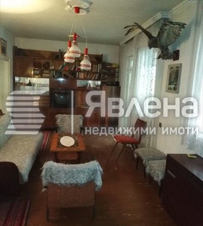 Четиристаен апартамент в Благоевград, Широк център - 125 кв.м за 600 €/кв.м - Снимка #1