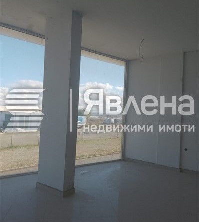 Дава се под наем Заведение в Бургас, Меден рудник - зона Б - 170 кв.м за 572 € - Снимка #1