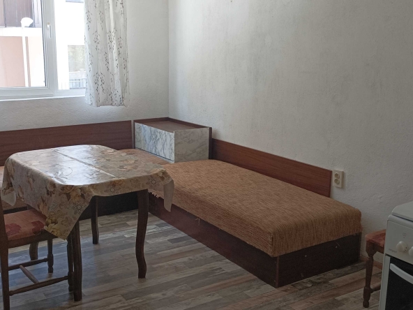 Дава се под наем Двустаен апартамент в Варна, Левски - 60 кв.м за 357 € - Снимка #1