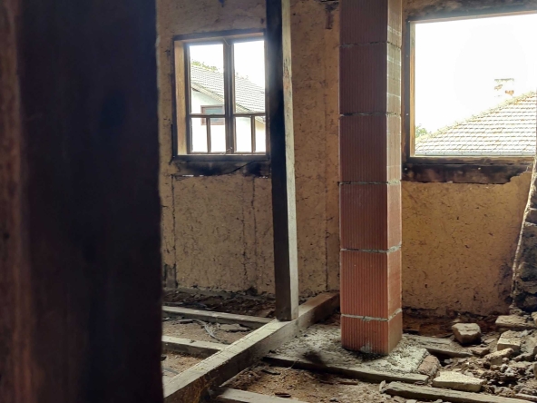 Къща в с. Бараково, Област Кюстендил - 160 кв.м за 313 €/кв.м - Снимка #1