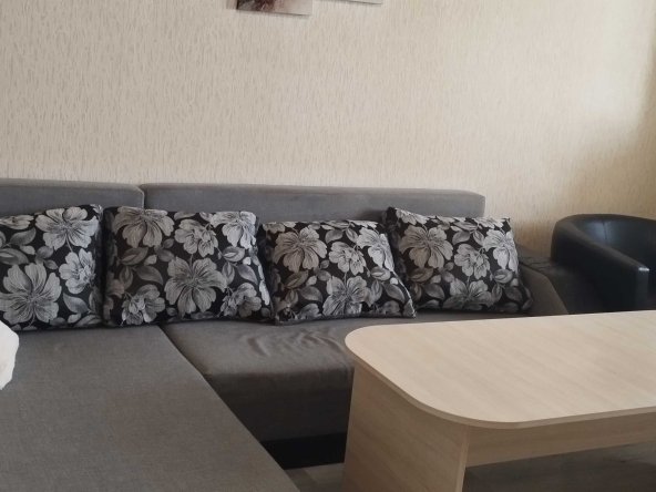 Дава се под наем Двустаен апартамент в София, Връбница 1 - 53 кв.м за 500 € - Снимка #1