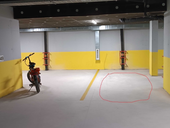 Дава се под наем Гараж / Паркомясто в София, Драгалевци - 15 кв.м за 81.6 € - Снимка #1