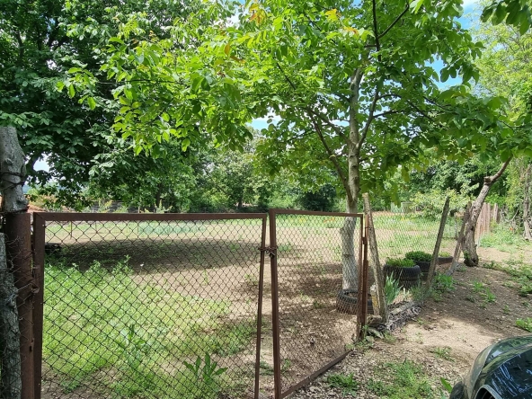 Парцел в Разград, Промишлена зона - Запад - 1844 кв.м за 14 €/кв.м - Снимка #1