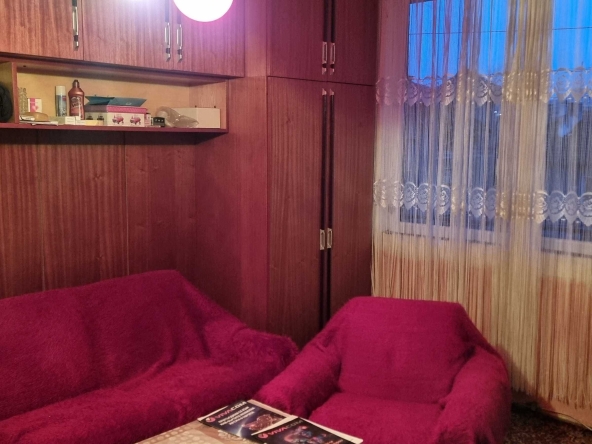 Етаж от къща в Разград, Варош - 121 кв.м за 843 €/кв.м - Снимка #1