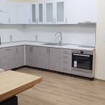 Дава се под наем Тристаен апартамент в Бургас, Изгрев - 73 кв.м за 628.32 € - Снимка #1