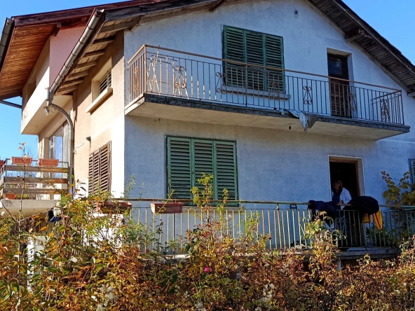 Къща в с. Касилаг, Област Перник - 200 кв.м за 230 €/кв.м - Снимка #1