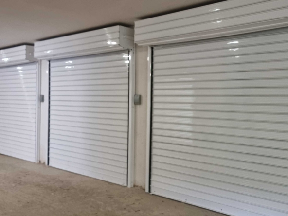 Гараж / Паркомясто в Велико Търново, Център - 21 кв.м за 1286 €/кв.м - Снимка #1