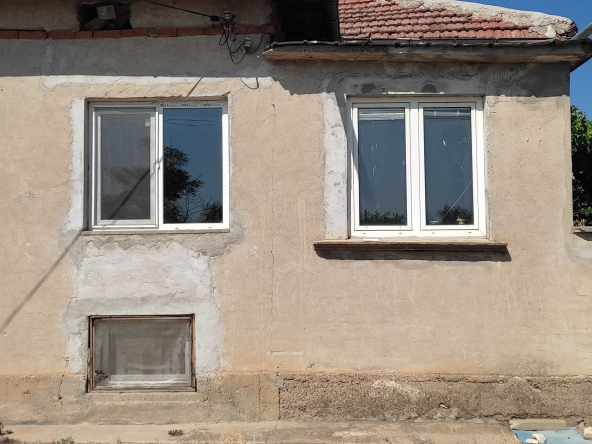 Къща в Горна Оряховица - 140 кв.м за 293 €/кв.м - Снимка #1