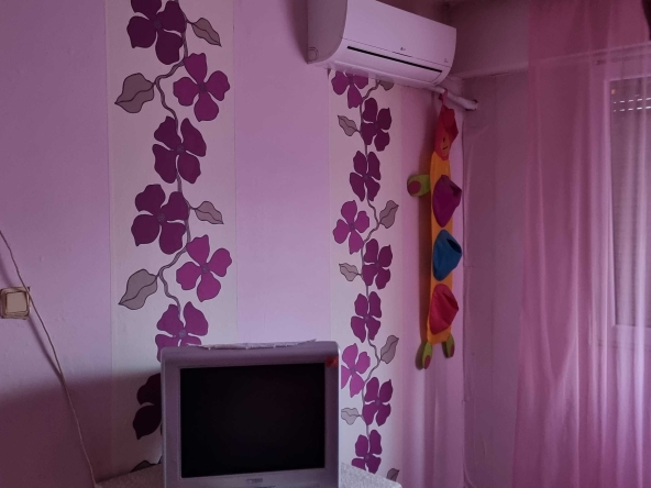 Двустаен апартамент в Разград, Орел - 60 кв.м за 1334 €/кв.м - Снимка #1