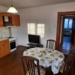 Дава се под наем Тристаен апартамент в Плевен, Идеален център - 89 кв.м за 306 € - Снимка #1