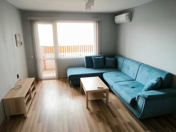 Дава се под наем Двустаен апартамент в Русе, Здравец Изток - 65 кв.м за 306 € - Снимка #1