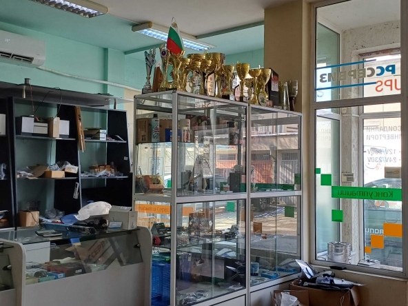 Магазин в Стара Загора, Център - 183 кв.м за 765 €/кв.м - Снимка #1