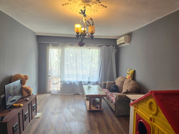 Тристаен апартамент в Бургас, Меден рудник - зона А - 61 кв.м за 1427 €/кв.м - Снимка #1