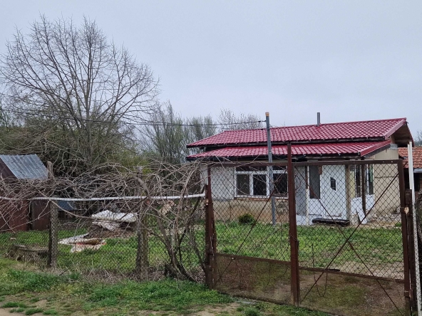 Къща в с. Врачанци, Област Добрич - 54 кв.м за 586 €/кв.м - Снимка #1