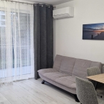 Дава се под наем Двустаен апартамент в к.к. Св.Св. Константин и Елена - 60 кв.м за 847.62 € - Снимка #1