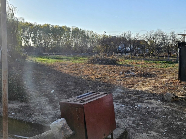 Парцел в с. Биволаре, Област Плевен - 2000 кв.м за 11 €/кв.м - Снимка #1