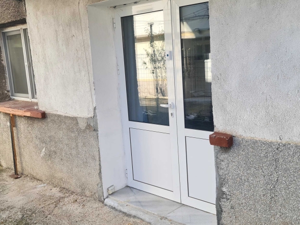 Дава се под наем Двустаен апартамент в Стара Загора, Аязмото - 28 кв.м за 204 € - Снимка #1