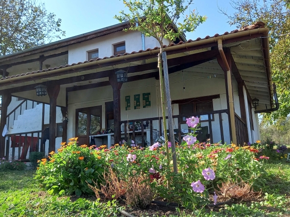 Къща в с. Вълчаново, Област Бургас - 120 кв.м за 684 €/кв.м - Снимка #1