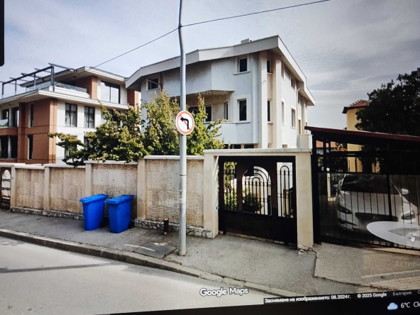 Къща в София, Сухата река - 350 кв.м за 758 €/кв.м - Снимка #1