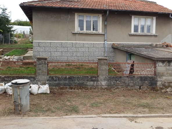 Къща в с. Айдемир, Област Силистра - 106 кв.м за 193 €/кв.м - Снимка #1