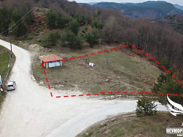 Земеделски имот в с. Врата, Област Пловдив -  кв.м за 8670 €/дка - Снимка #1