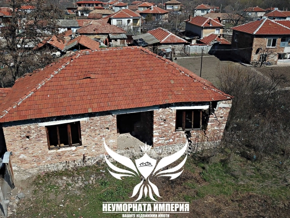 Къща в с. Нови извор, Област Пловдив - 111 кв.м за 112 €/кв.м - Снимка #1