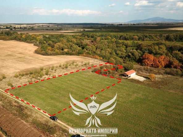 Земеделски имот в с. Долнослав, Област Пловдив -  кв.м за 3060 €/дка - Снимка #1