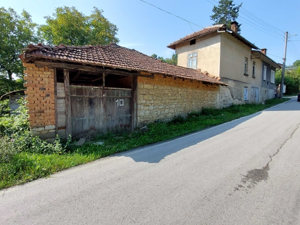 Къща в Габрово, Чехлевци - 60 кв.м за 323 €/кв.м - Снимка #1