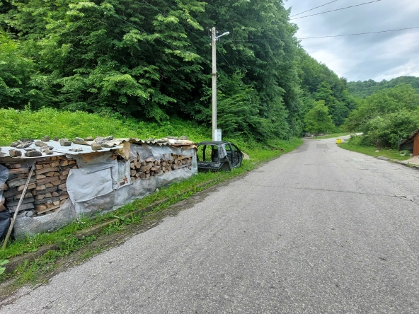 Парцел в Габрово, Етъра - 1167 кв.м за 11 €/кв.м - Снимка #1