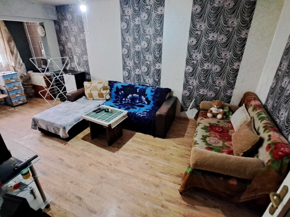 Дава се под наем Двустаен апартамент в Бургас, Меден рудник - зона А - 60 кв.м за 153 € - Снимка #1