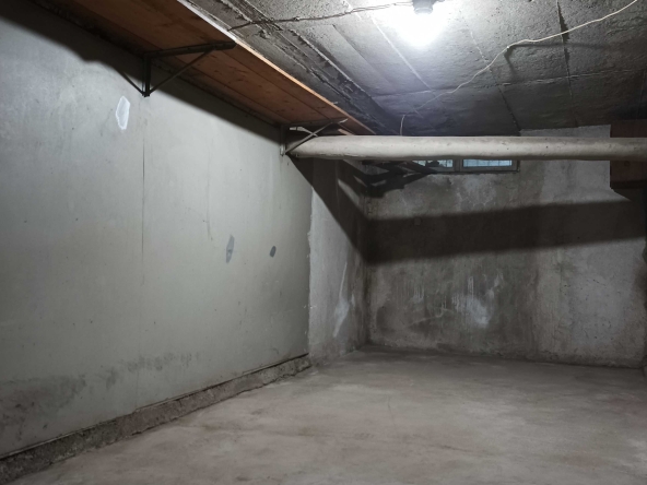 Дава се под наем Гараж / Паркомясто в Пловдив, Каменица 1 - 14 кв.м за 76.5 € - Снимка #1