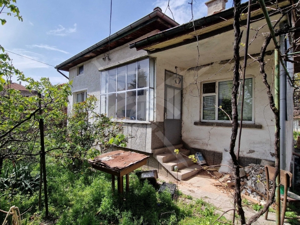 Къща в с. Крумово, Област Пловдив - 70 кв.м за 1486 €/кв.м - Снимка #1