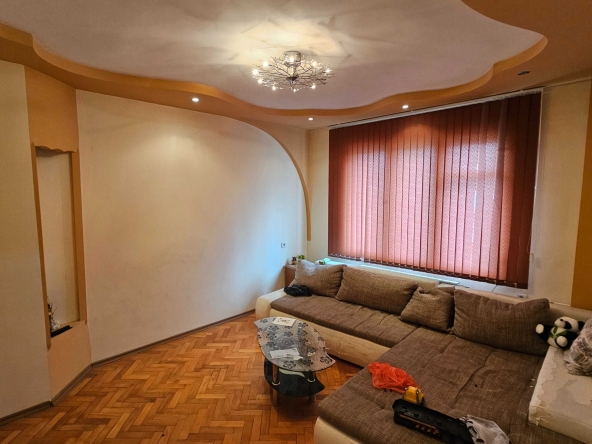 Двустаен апартамент в Разград, Възраждане - 55 кв.м за 1716 €/кв.м - Снимка #1