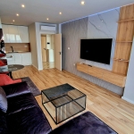 Дава се под наем Двустаен апартамент в Пловдив, Център - 67 кв.м за 510 € - Снимка #1