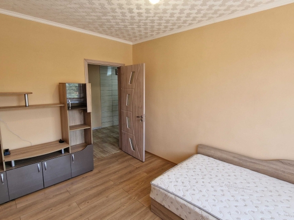 Дава се под наем Двустаен апартамент в Русе, Дружба 3 - 55 кв.м за 229.5 € - Снимка #1