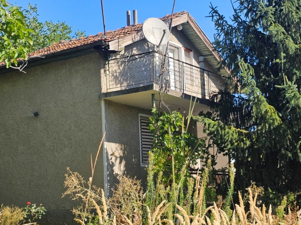 Къща в Разград, Промишлена зона - Запад - 54 кв.м за 1134 €/кв.м - Снимка #1