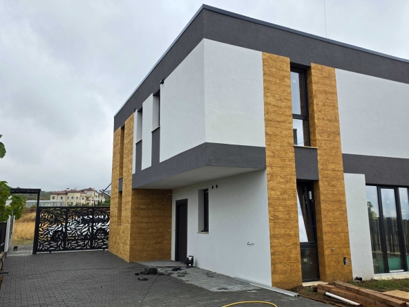 Къща в Благоевград, Баларбаши - 141 кв.м за 1525 €/кв.м - Снимка #1