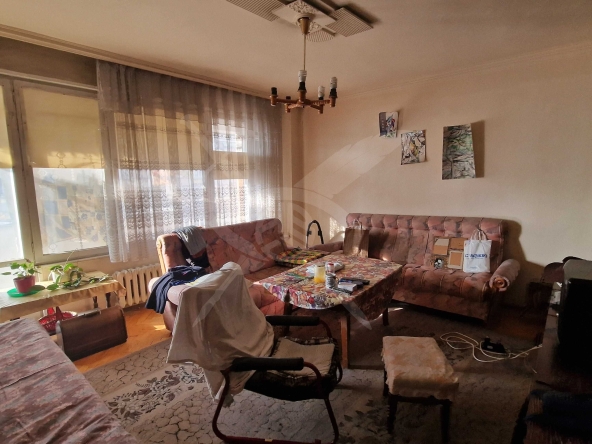 Тристаен апартамент в Пловдив, Каменица 1 - 96 кв.м за 1980 €/кв.м - Снимка #1