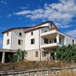 Къща в с. Здравец, Област Варна - 510 кв.м за 410 €/кв.м - Снимка #1