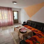 Дава се под наем Тристаен апартамент в Разград, Абритус - 80 кв.м за 298.86 € - Снимка #1