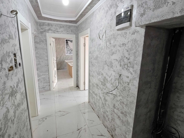 Тристаен апартамент в Разград, Център - 98 кв.м за 1562 €/кв.м - Снимка #1