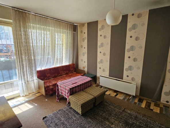 Дава се под наем Двустаен апартамент в Разград, Орел - 62 кв.м за 179.52 € - Снимка #1