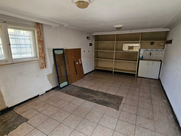 Гараж / Паркомясто в Разград, Възраждане - 26 кв.м за 648 €/кв.м - Снимка #1