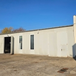 Дава се под наем Склад в с. Ясен, Област Плевен - 400 кв.м за 1020 € - Снимка #1