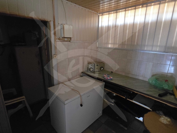 Магазин в Пловдив, Тракия - 30 кв.м за 410 €/кв.м - Снимка #1